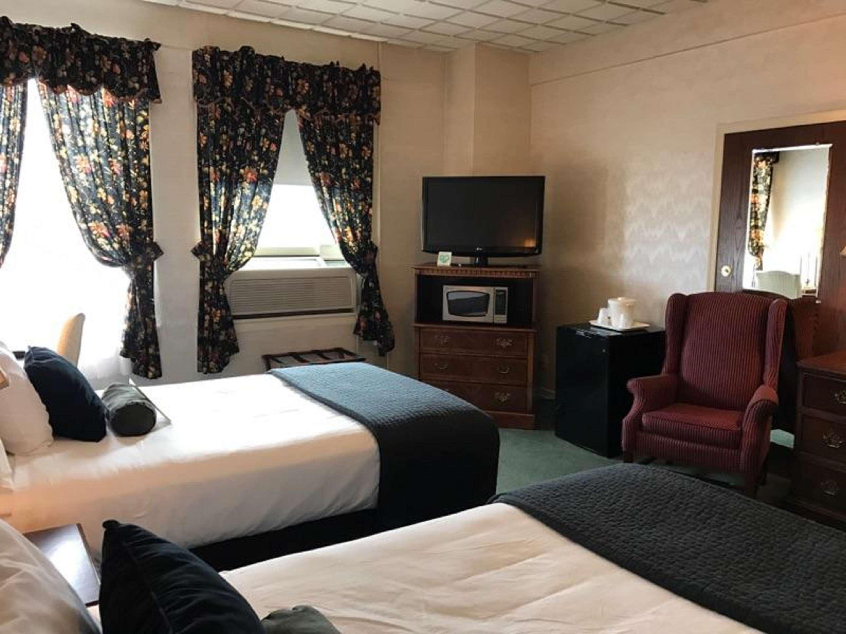 Best Western Plus Sidney Lodge Exterior foto